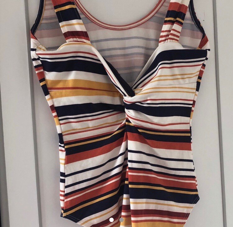 one piece tops forever 21